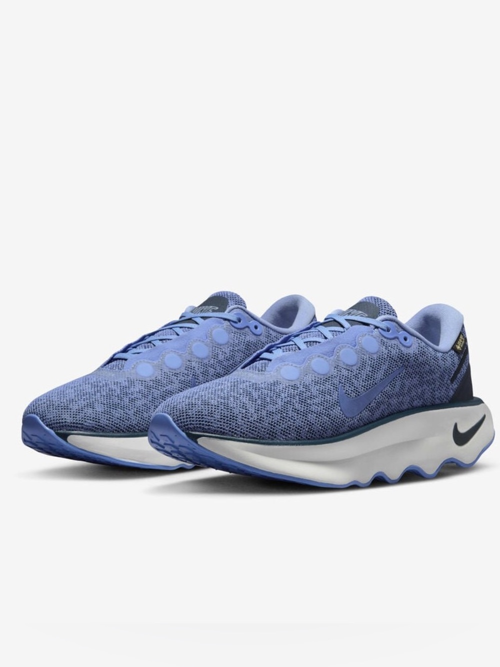 Nike Women’s Motiva GORE-TEX Sneakers Waterproof size 7 Blue
